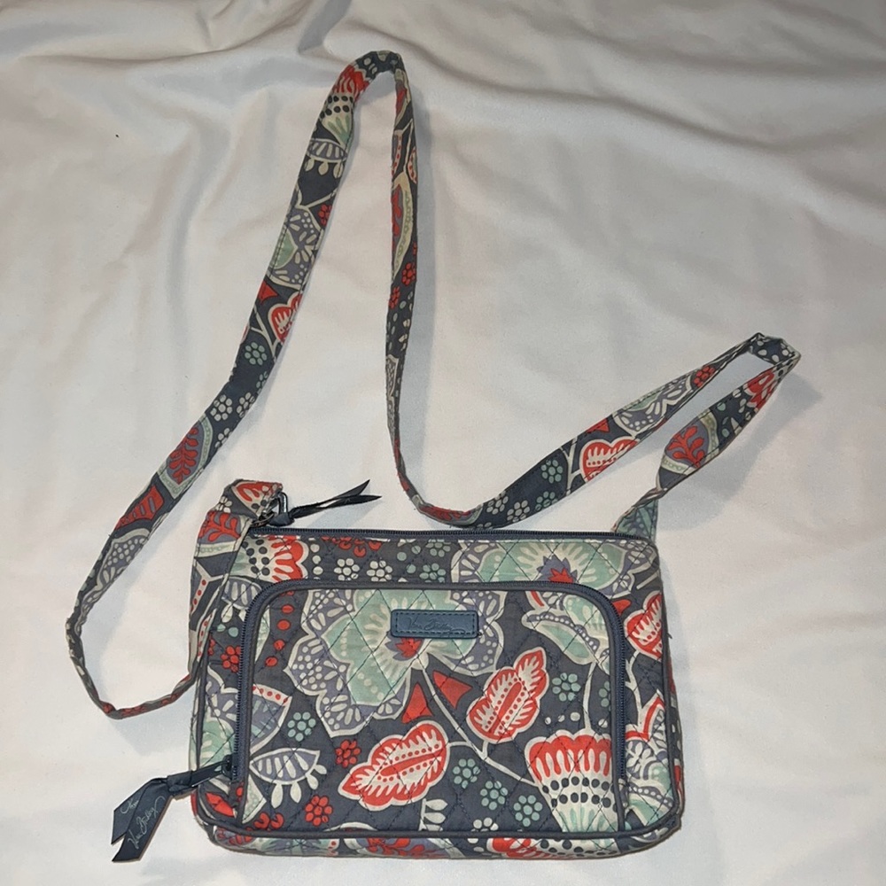 Small side Vera Bradley 3 pocket purse